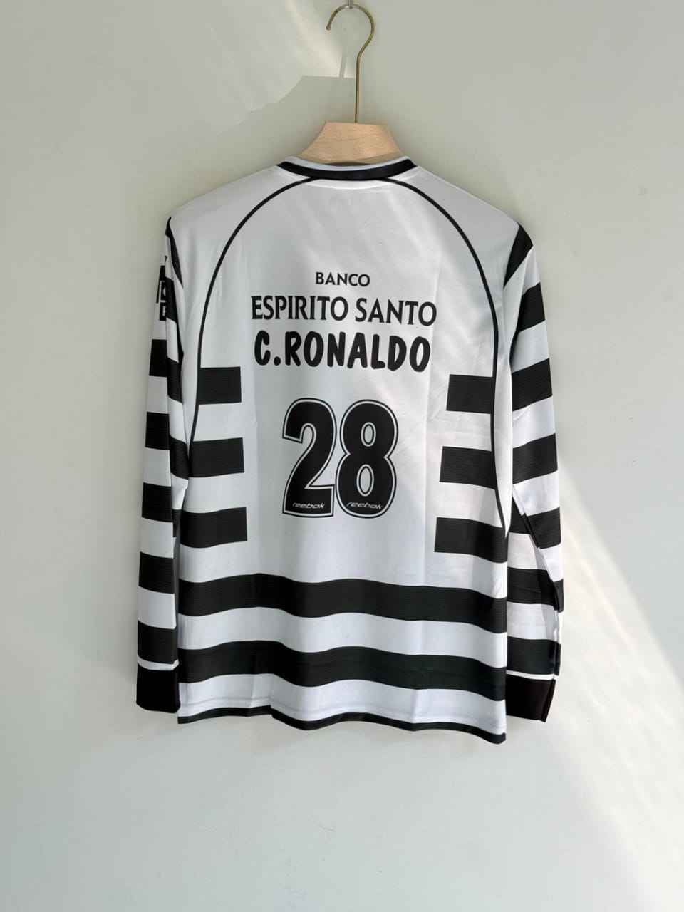 Sporting lisbon C. Ronaldo full sleeves retro