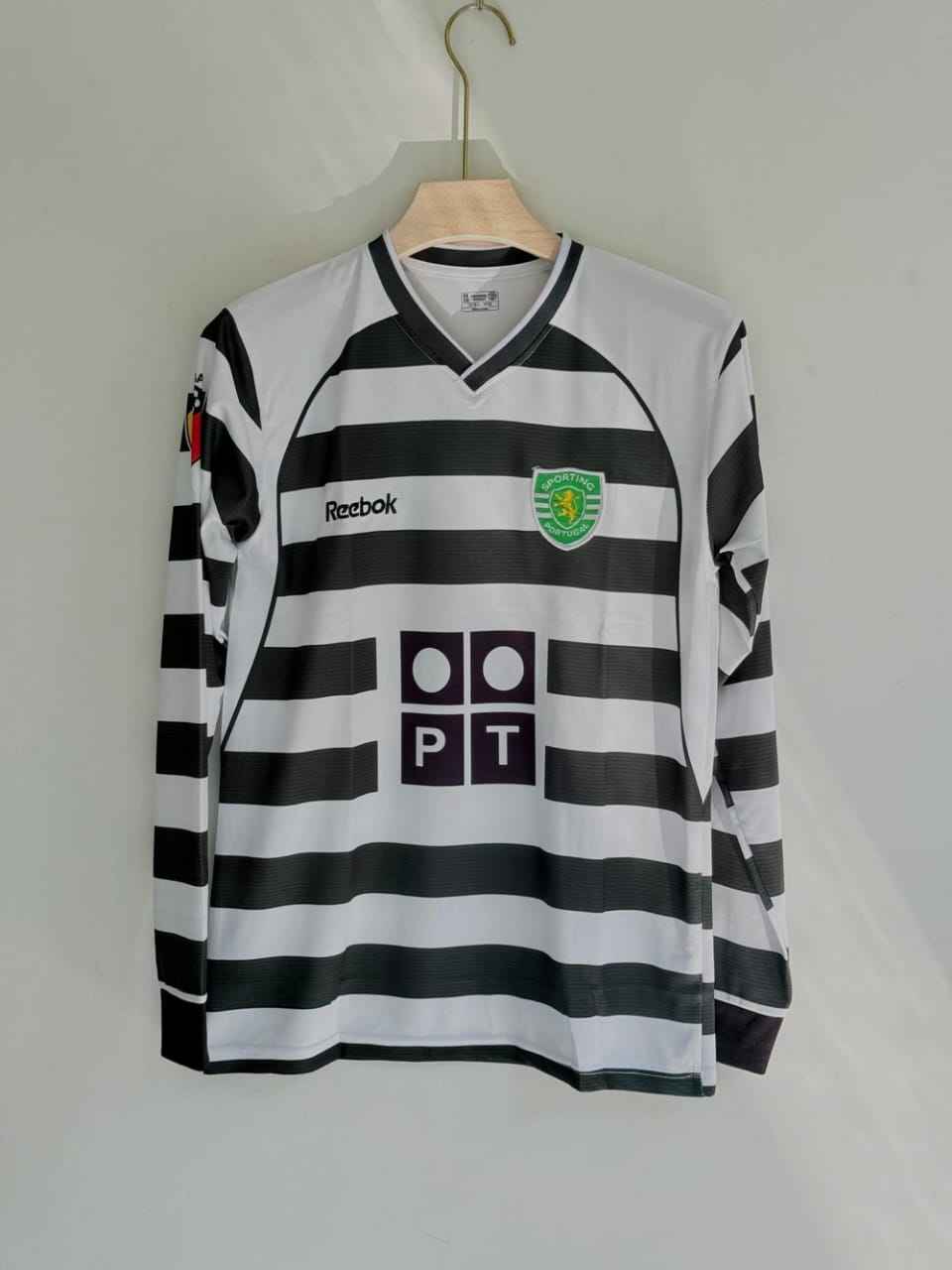 Sporting lisbon C. Ronaldo full sleeves retro