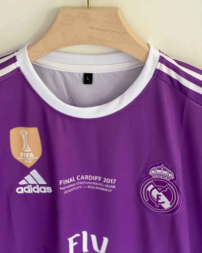 Real madrid 2017-18 Away Ronaldo half sleeves retro