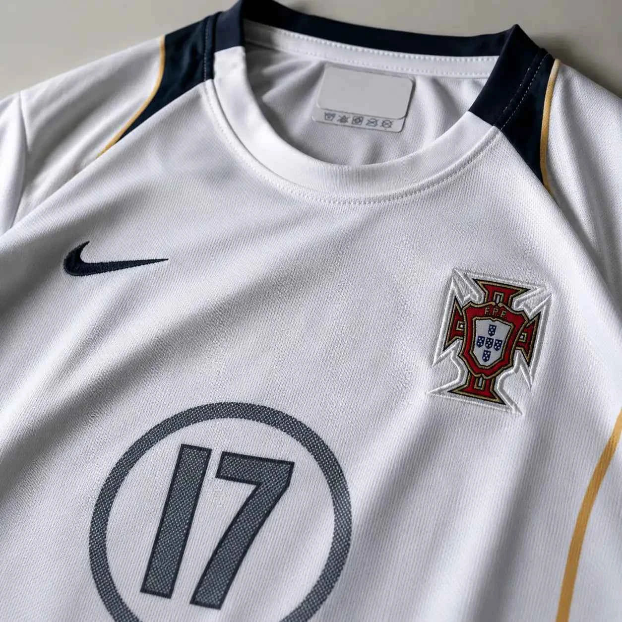 Portugal 2004-06 ronaldo  away half sleeves retro (embroidery)