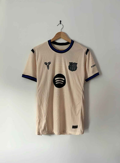 Barcelona 25-26 Away lamine yamal half sleeves kit