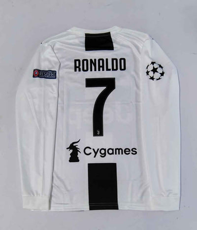 Juventus Ronaldo full sleeves retro